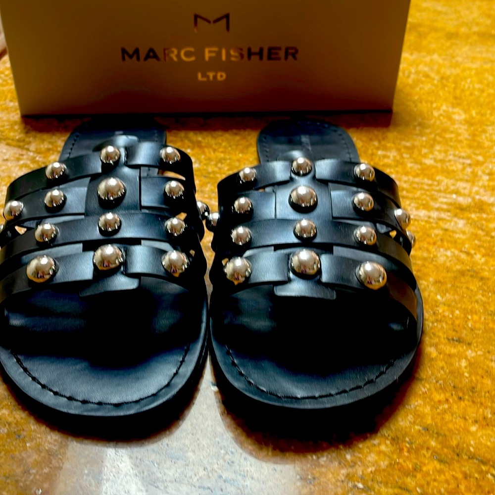 Marc Fisher black sandal size 8